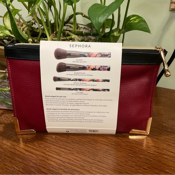 Sephora Collection Gold Edged Brush Set with Pouch. - Picture 2 of 10